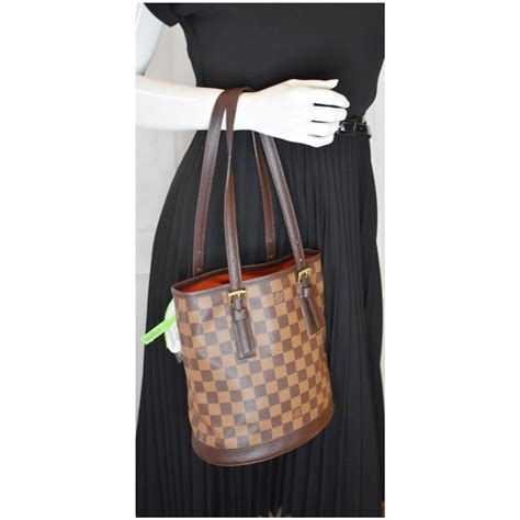 louis vuitton damier ebene marais bucket tote